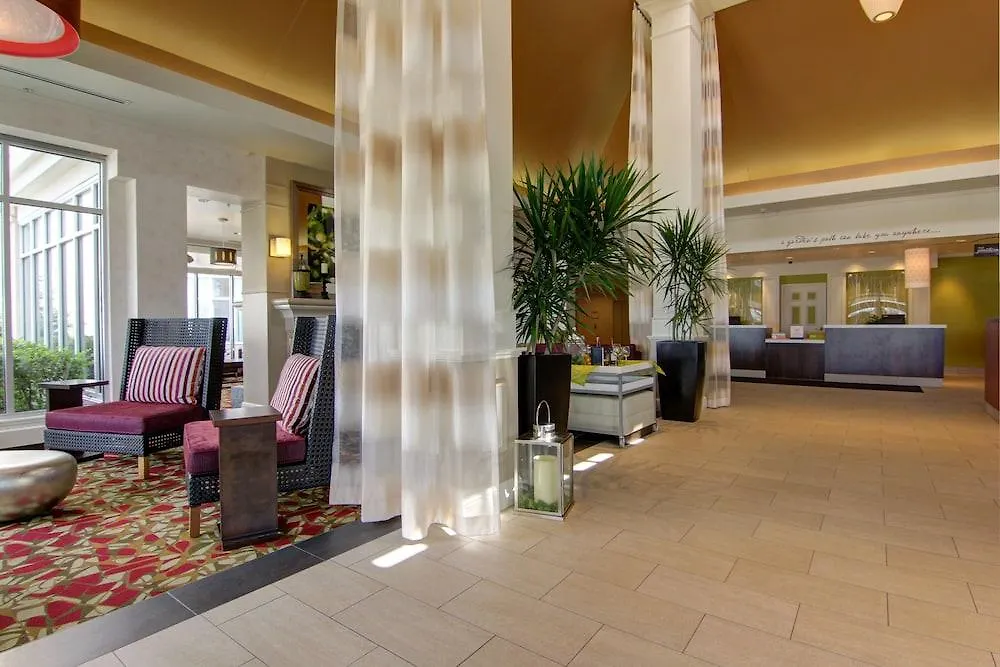 Hilton Garden Inn Calgary Airport Hotel