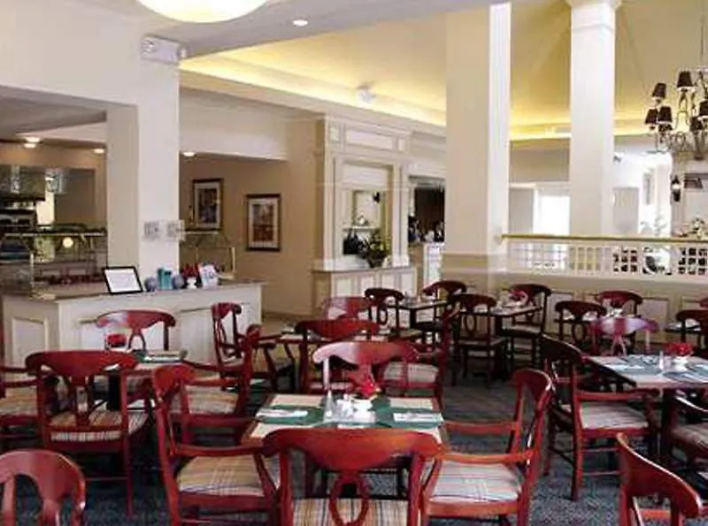 Hilton Garden Inn Calgary Airport 3*,