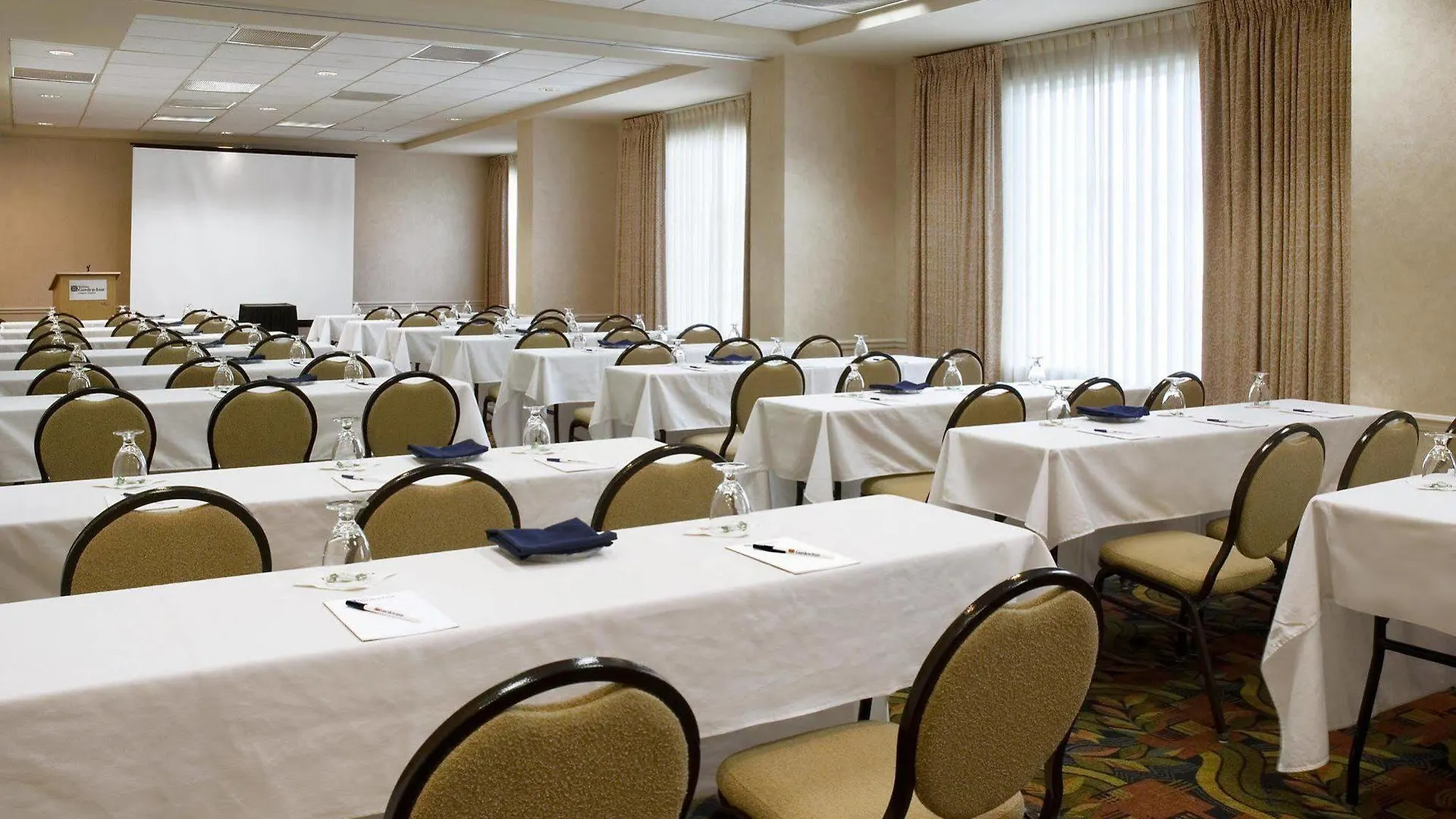 Hotell Hilton Garden Inn Calgary Airport