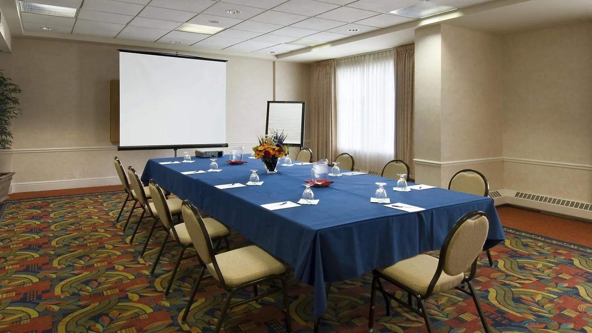 Hilton Garden Inn Calgary Airport 3*,  Kanada