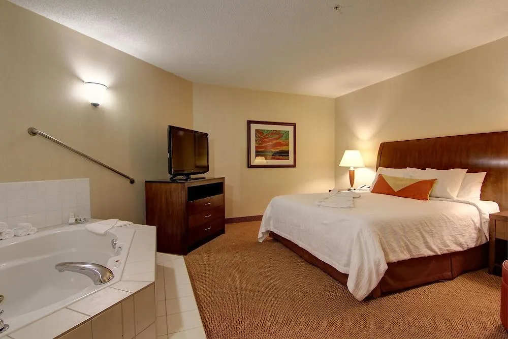 Hilton Garden Inn Calgary Airport 3*,  Kanada